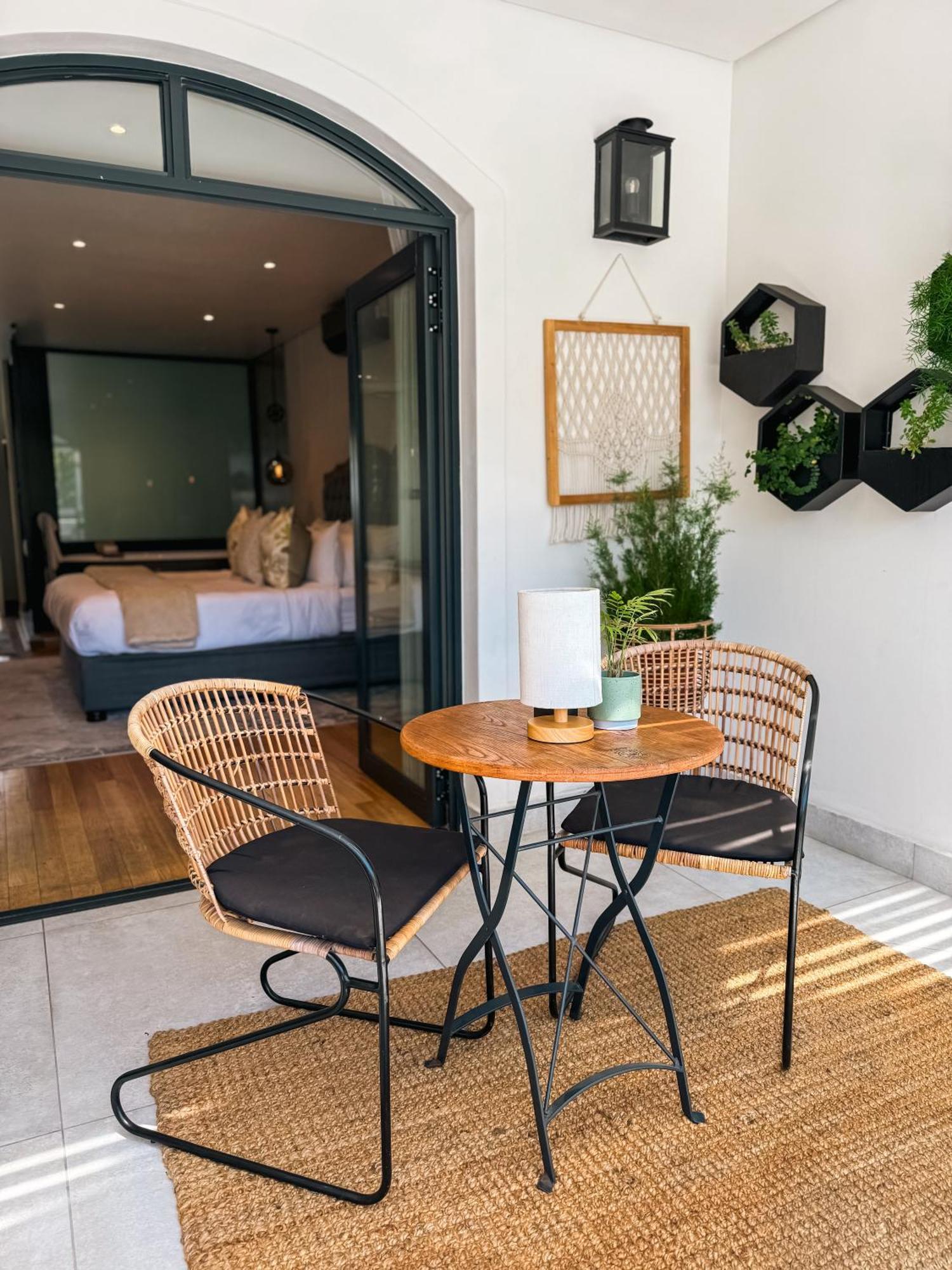 Le Petit Manoir Boutique Hotel Franschhoek Kültér fotó