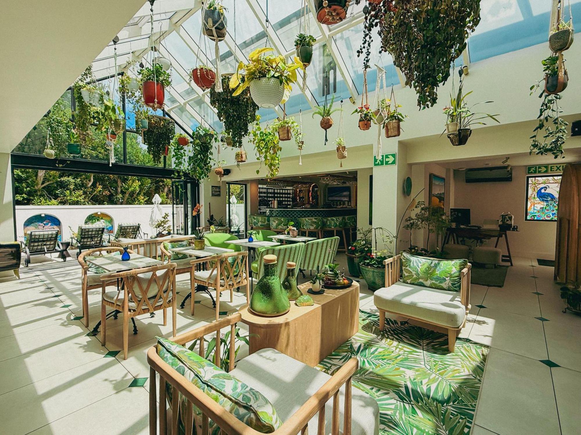Le Petit Manoir Boutique Hotel Franschhoek Kültér fotó